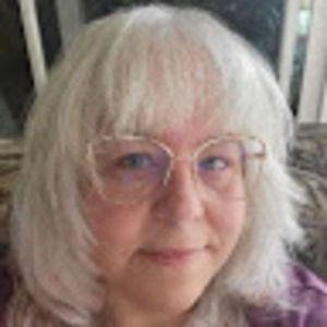 Meet your Posher, Pam